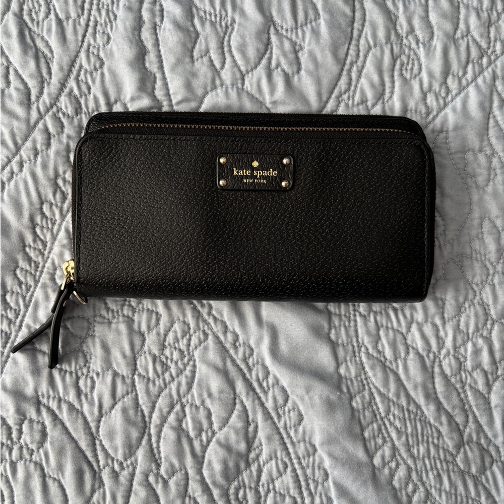 Kate Spade Black Textured Wallet/Clutch or Wristlet